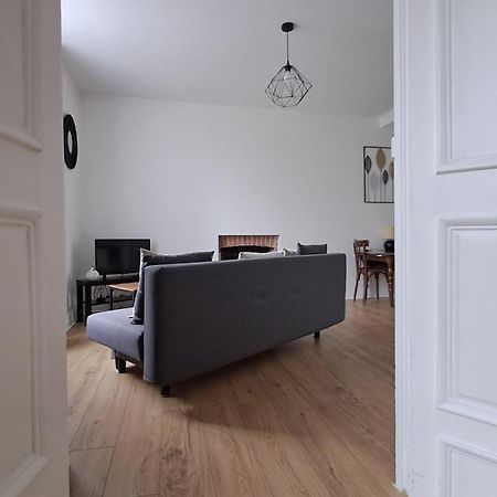 Appartement confort deux Etoiles Dole Extérieur photo