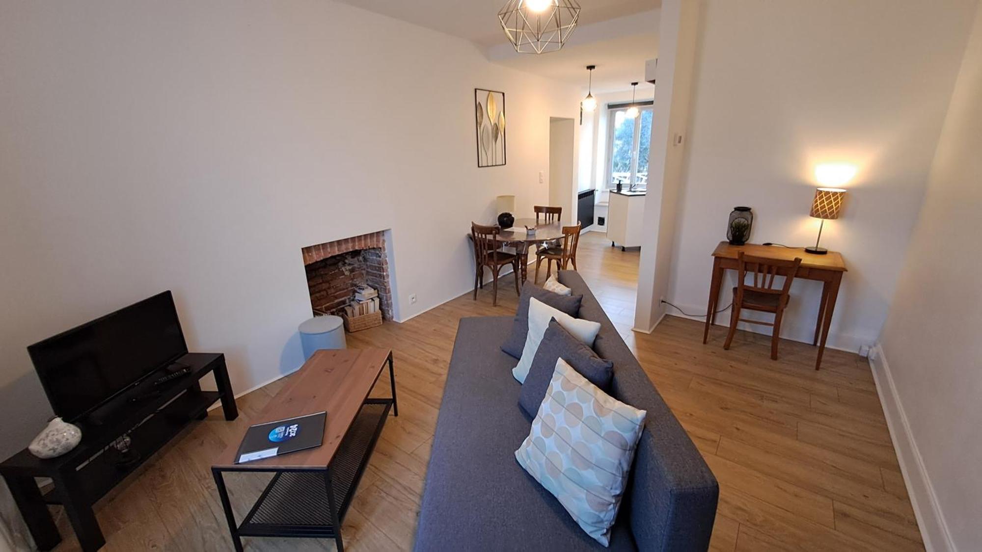 Appartement confort deux Etoiles Dole Extérieur photo